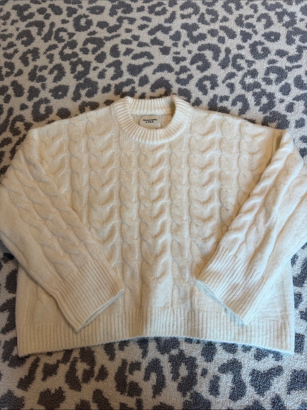 Abercrombie & Fitch Ivory Cable-Knit Crewneck Sweater